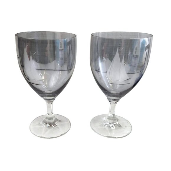 Gray Crystal Etched Sailboat Stemmed Glasses 6" Tall Elegant Nautical Design Go - Picture 10 of 10
